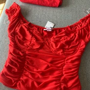 Red rue 21 top size Large new with tags